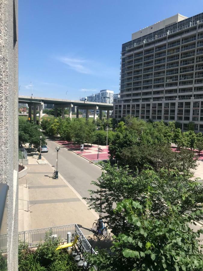 Executive 1 Bedroom Condo Sleeps 2 Toronto Exterior photo