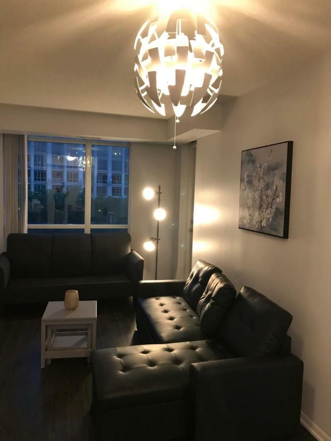Executive 1 Bedroom Condo Sleeps 2 Toronto Exterior photo