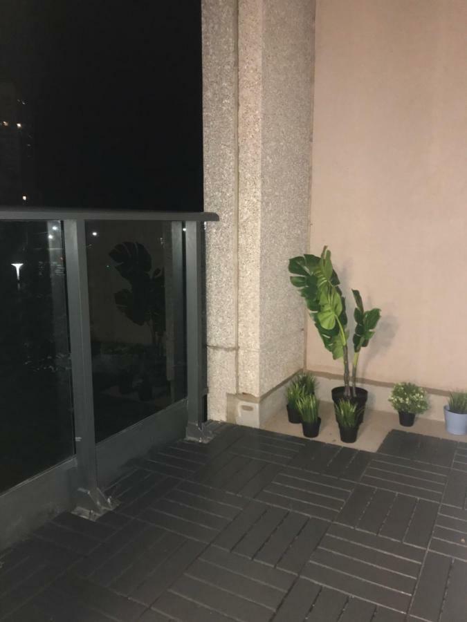 Executive 1 Bedroom Condo Sleeps 2 Toronto Exterior photo