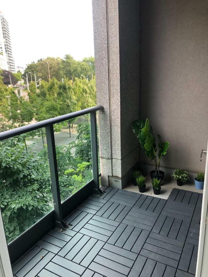 Executive 1 Bedroom Condo Sleeps 2 Toronto Exterior photo